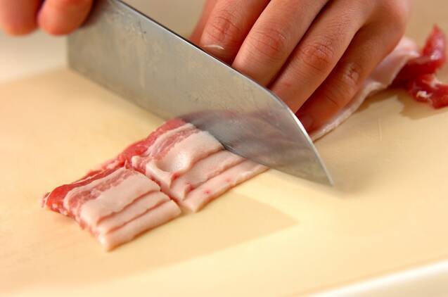 10分で豚キムチ 味付け簡単！ピリ辛でごはんが進む by西川 綾さんの作り方の手順1