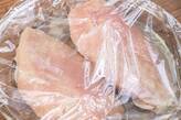 簡単サラダチキン しっとり柔らかく by是永 彩江香さんの作り方2