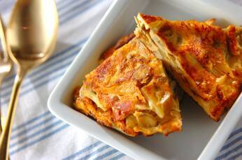 ゴボウとジャガイモのトマトオムレツ