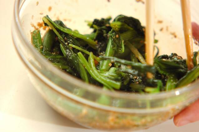 ホウレン草とミツバのゴマ和えの作り方の手順5