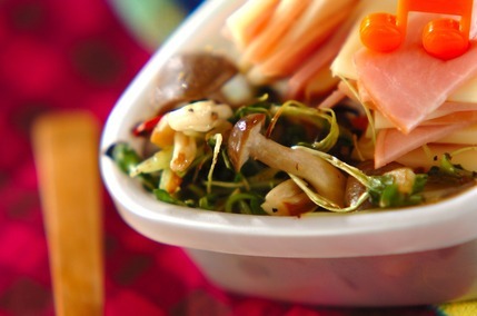 キノコのガーリックソテー