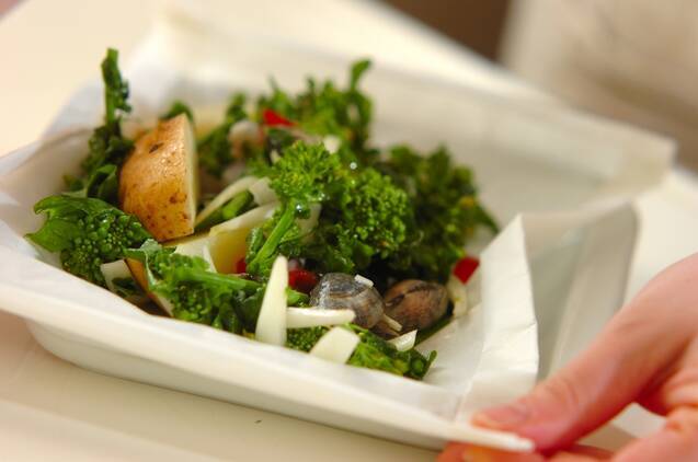 シーフードと春野菜のカルトッチョの作り方の手順8