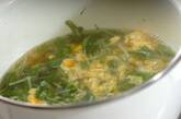 水菜と卵のスープの作り方2