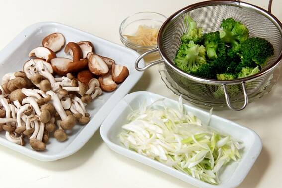 エビと野菜の中華炒めの作り方の手順2