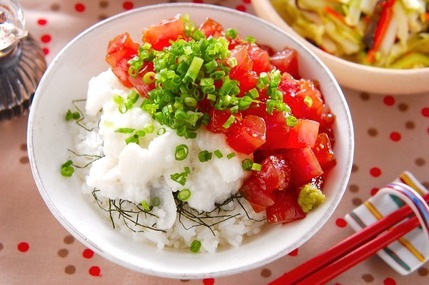 マグロ山かけ丼