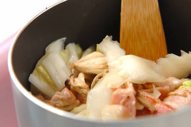 白菜のクリームシチューの作り方の手順3