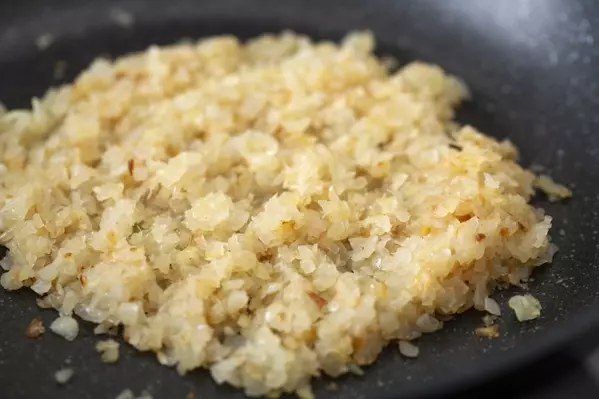 おうちで本格！スパイス3つで作るチキンカレーの作り方1