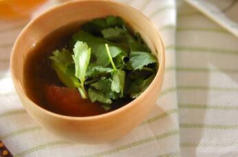 梅干しとミツバのおすまし