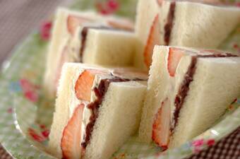 クリームチーズクリームサンド