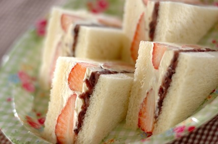 クリームチーズクリームサンド