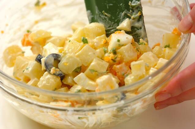 ゆで卵入りポテトサラダの作り方の手順3