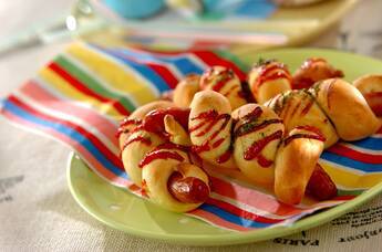 カレーウィンナーロール