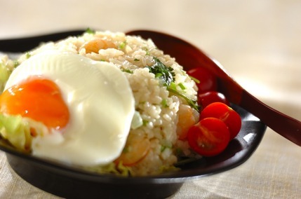 フライパンひとつでできる！エスニックチャーハン