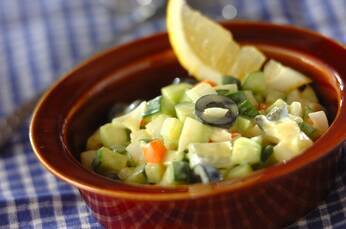 キュウリのさっぱりヨーグルトサラダ