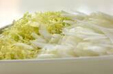 白菜の麺つゆ浅漬けの下準備1