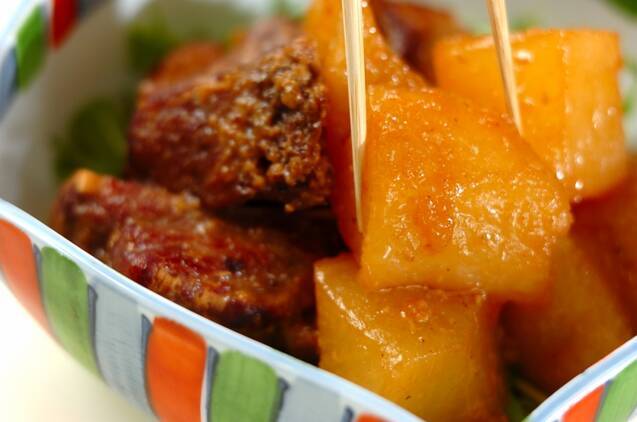 大根と骨付き豚バラ肉の塩麹煮の作り方の手順5