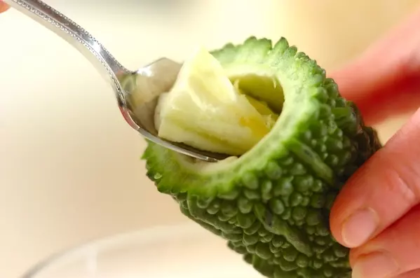 ゴーヤのピカタの作り方1
