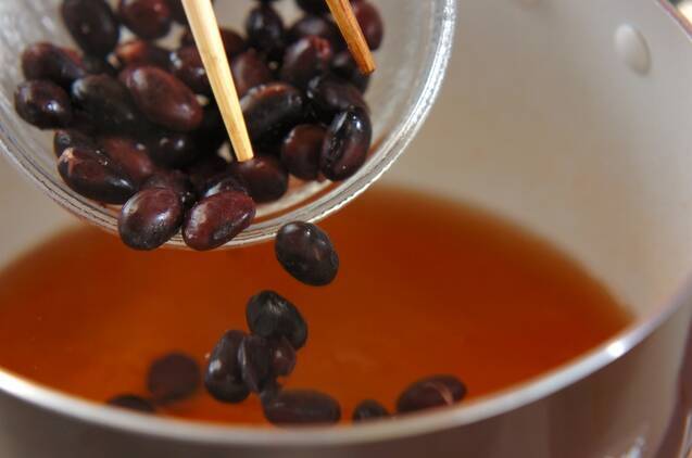 黒豆の甘煮の作り方の手順3
