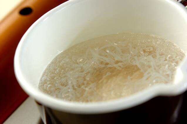 モロッコインゲンとしらたきの炒め煮の作り方の手順2