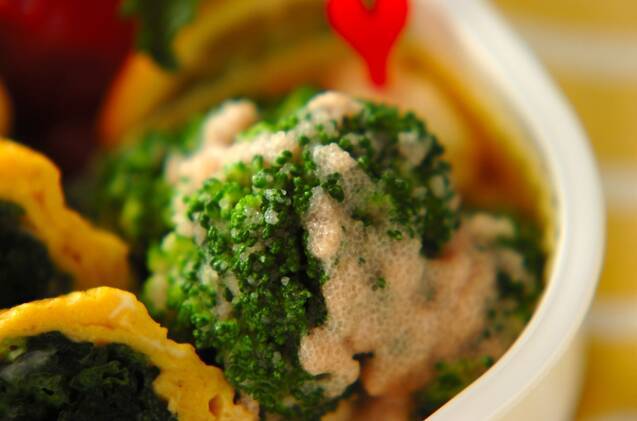 ブロッコリーの明太マヨ和え