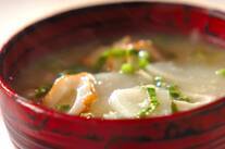 小カブとちくわのみそ汁