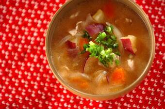 具だくさんの豚汁 ほっとする味わい by山下 和美さん