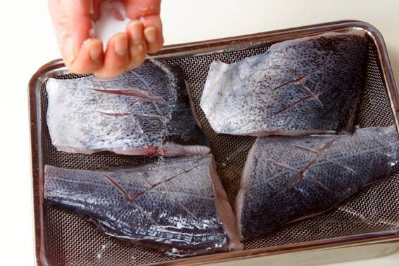 黒鯛の塩焼きの作り方の手順4