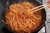 パスタ別茹で不要！ワンパンボロネーゼ by もあいかすみさんの作り方5