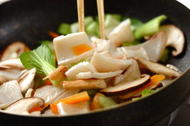 こっくり中華風 イカのオイスター焼きそば by 山下 和美さんの作り方の手順4