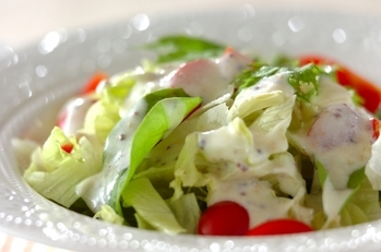 グリーンサラダのヨーグルトドレッシング