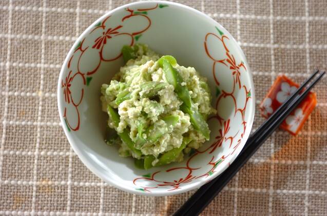 アスパラのアボカド白和え