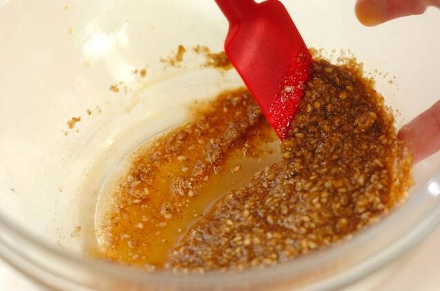 ブロッコリーのゴマ和えの作り方の手順1