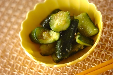 キュウリの中華風和え物