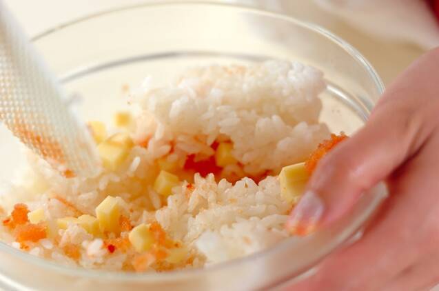 プロセスチーズで♪ 明太チーズおにぎりの作り方の手順2