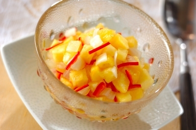 玉ネギとパイナップルのスイートピクルス 副菜 レシピ 作り方 E レシピ 料理のプロが作る簡単レシピ
