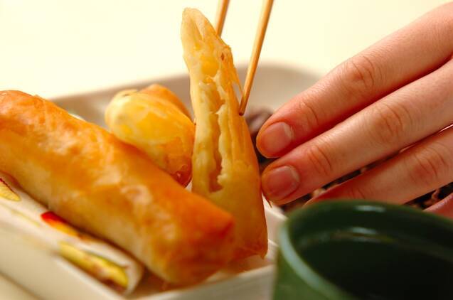 エノキとチーズの春巻きの作り方の手順3