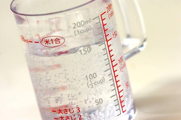 喫茶店のメロンクリームソーダの作り方の手順1