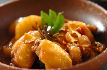 手羽先と大根の煮物
