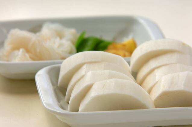 手羽先と大根の煮物の作り方の手順2
