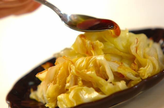 春キャベツの炒め焼きの作り方の手順4