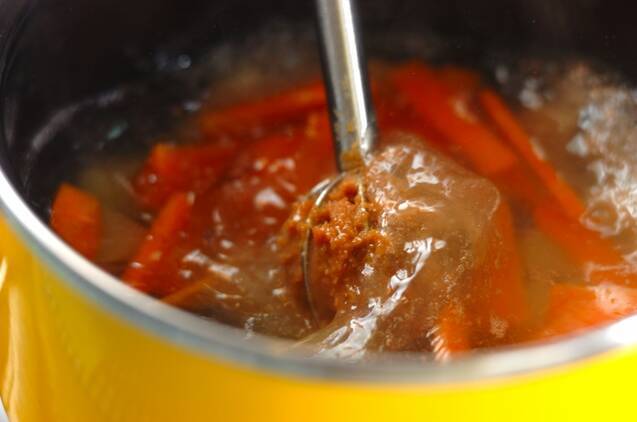 ジャガイモのみそ汁の作り方の手順2