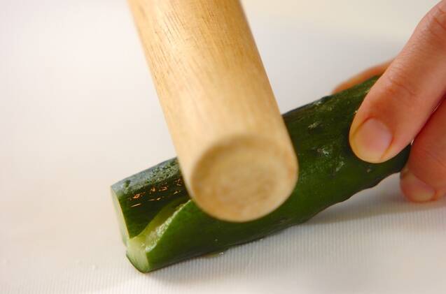 キュウリとザーサイの和え物の作り方の手順1