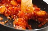トマト入りエビのチリソース炒めの作り方3