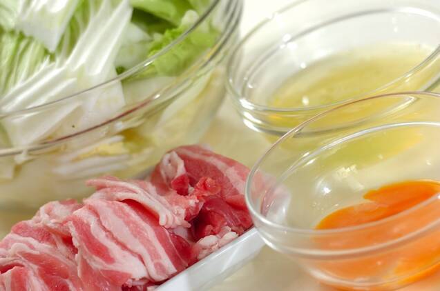 ふんわりメレンゲ豆乳鍋の作り方の手順1