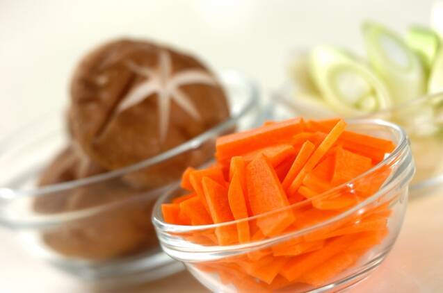 ふんわりメレンゲ豆乳鍋の作り方の手順2