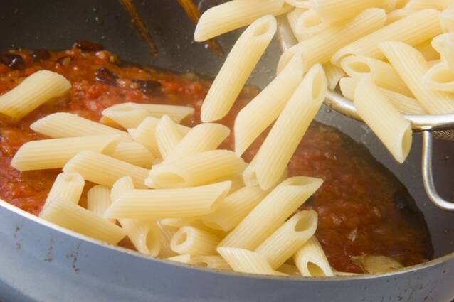 ペンネアラビアータの作り方の手順8