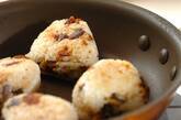 ウナギの焼きおにぎりの作り方3