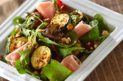 簡単人気！ズッキーニのサラダ  by 杉本 亜希子さん