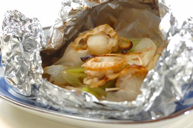 オイスターバター香るホタテのホイル焼きの作り方の手順3
