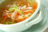 たっぷり野菜のコンソメスープ 簡単で気軽に食べたいの作り方の手順